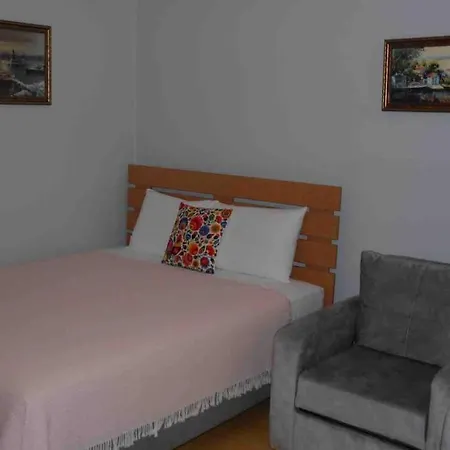 Ozcans Pera Flats 1 *